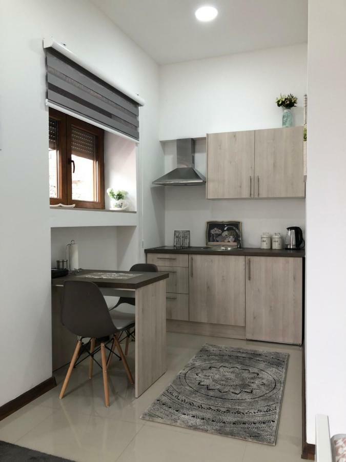 Studio Apartment In Old Town- With Parking Mostar Buitenkant foto